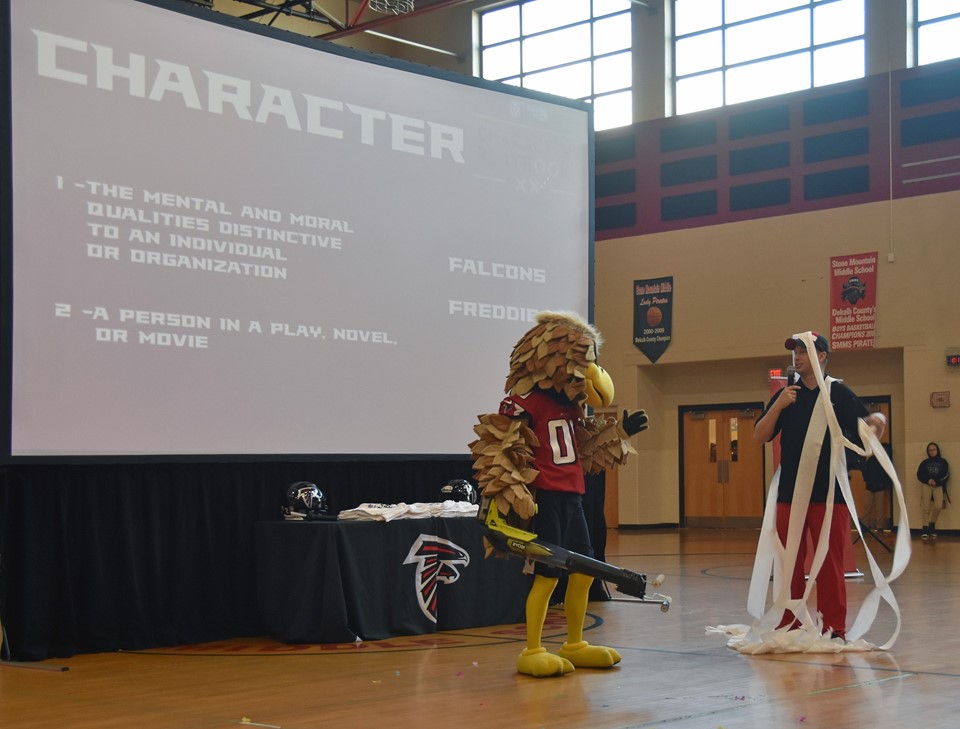 Freddie Falcon with the Atlanta Falcons, Character Playbook Assembly